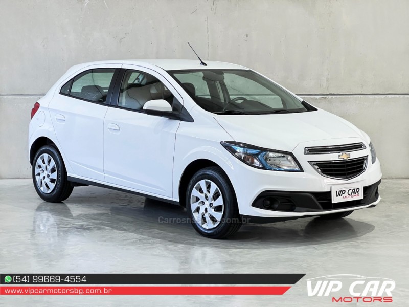 ONIX 1.4 MPFI LT 8V FLEX 4P MANUAL - 2015 - FARROUPILHA