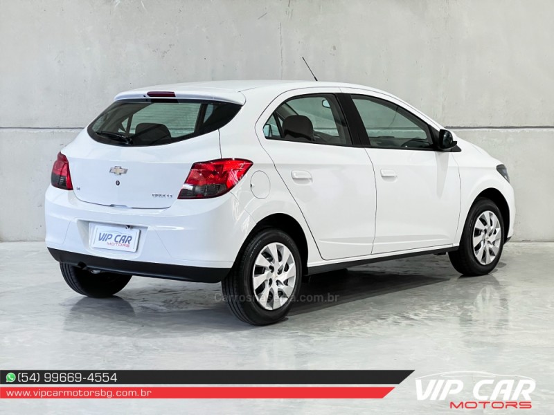 ONIX 1.4 MPFI LT 8V FLEX 4P MANUAL - 2015 - FARROUPILHA