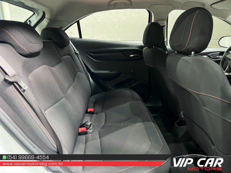 ONIX 1.4 MPFI LT 8V FLEX 4P MANUAL - 2015 - FARROUPILHA