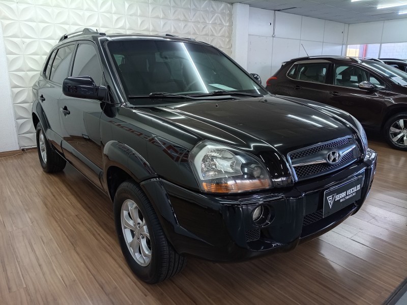 TUCSON 2.0 MPFI GLS 16V 143CV 2WD FLEX 4P AUTOMÁTICO - 2014 - CAXIAS DO SUL