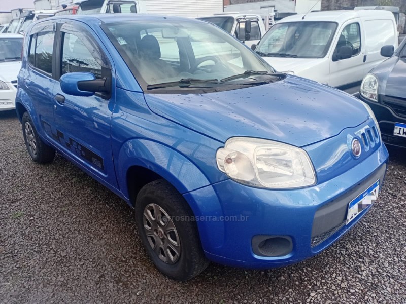 UNO 1.0 VIVACE 8V FLEX 4P MANUAL - 2012 - CAXIAS DO SUL