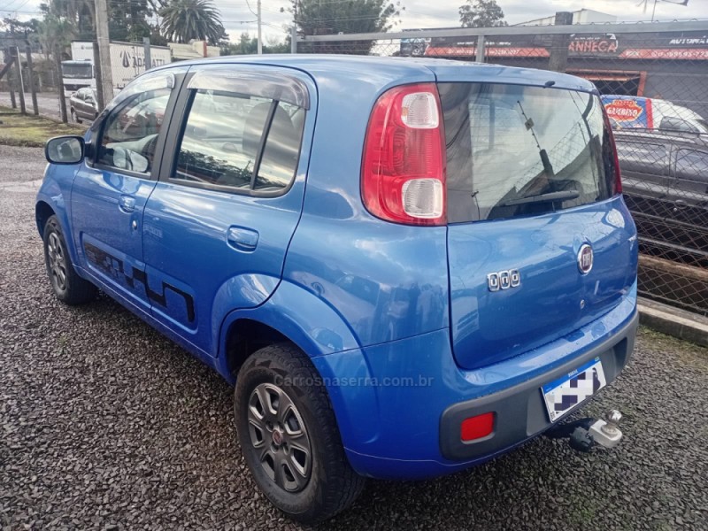 UNO 1.0 VIVACE 8V FLEX 4P MANUAL - 2012 - CAXIAS DO SUL