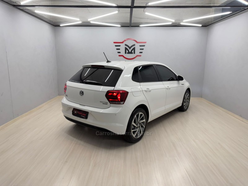 POLO 1.0	200 TSI HIGHLINE AUTOMÁTICO  - 2018 - CAXIAS DO SUL