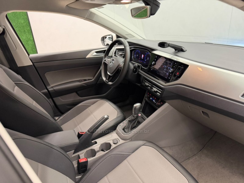 POLO 1.0	200 TSI HIGHLINE AUTOMÁTICO  - 2018 - CAXIAS DO SUL