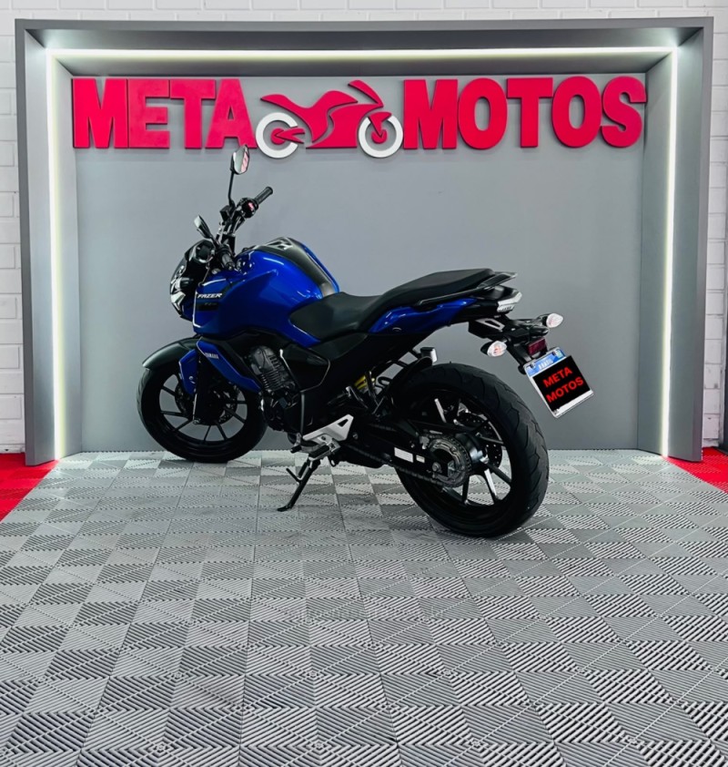 FAZER FZ15 ABS - 2024 - CAMPO BOM