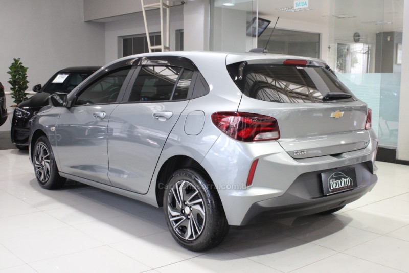 ONIX 1.0 LT 12V FLEX 4P MANUAL - 2024 - CAXIAS DO SUL