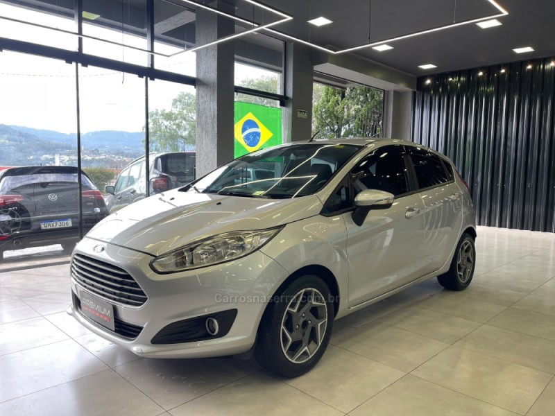 FIESTA 1.5 SE HATCH 16V FLEX 4P MANUAL - 2015 - DOIS IRMãOS