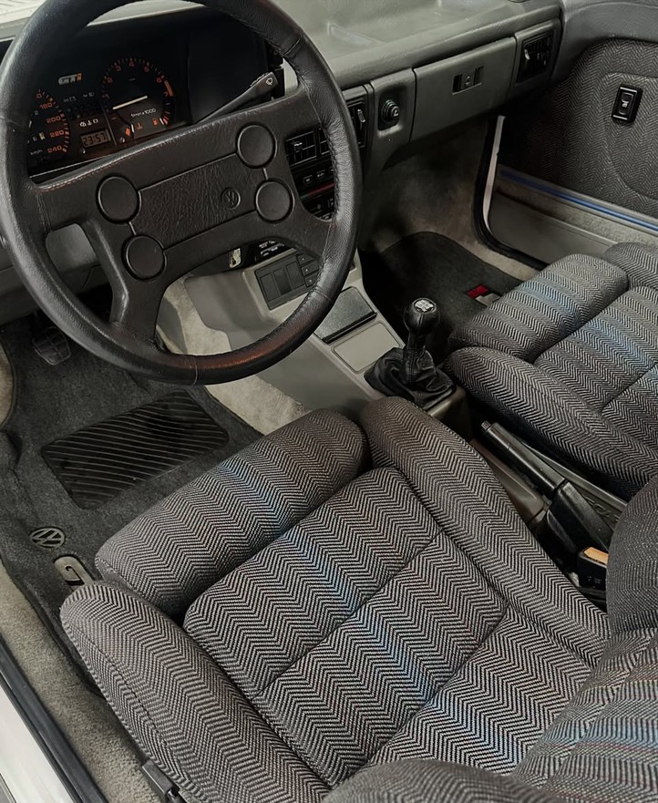GOL 2.0 GTI 8V GASOLINA 2P MANUAL - 1994 - CAXIAS DO SUL