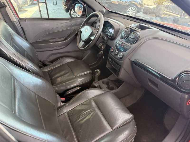 MONTANA 1.4 MPFI LS CS 8V FLEX 2P MANUAL - 2012 - CANELA