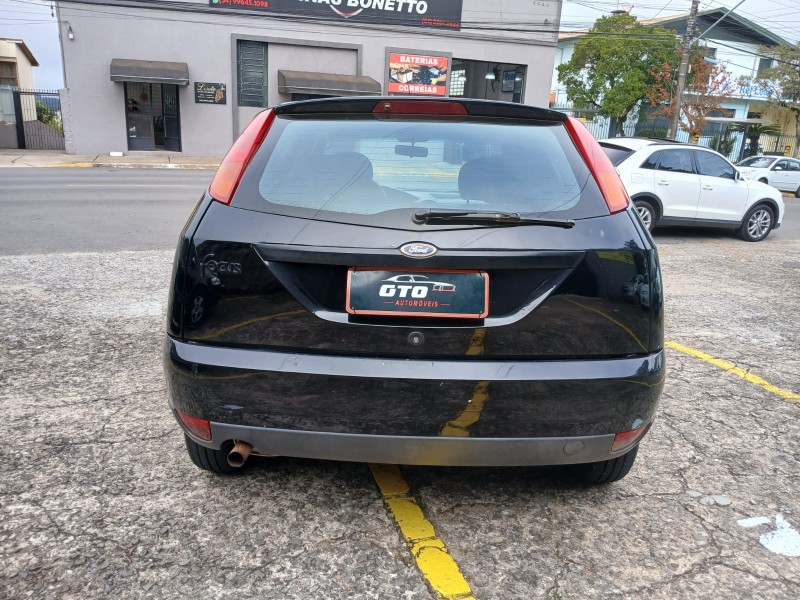 FOCUS 1.8 GLX 16V GASOLINA 4P MANUAL - 2003 - FARROUPILHA