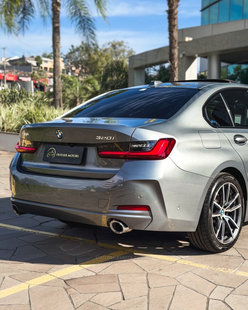 320I 2.0 SPORT GP 16V TURBO GASOLINA 4P AUTOMÁTICO - 2023 - NOVO HAMBURGO