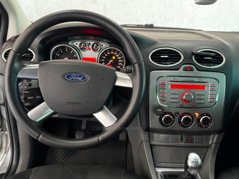 FOCUS 2.0 GLX SEDAN 16V FLEX 4P MANUAL - 2011 - CAXIAS DO SUL