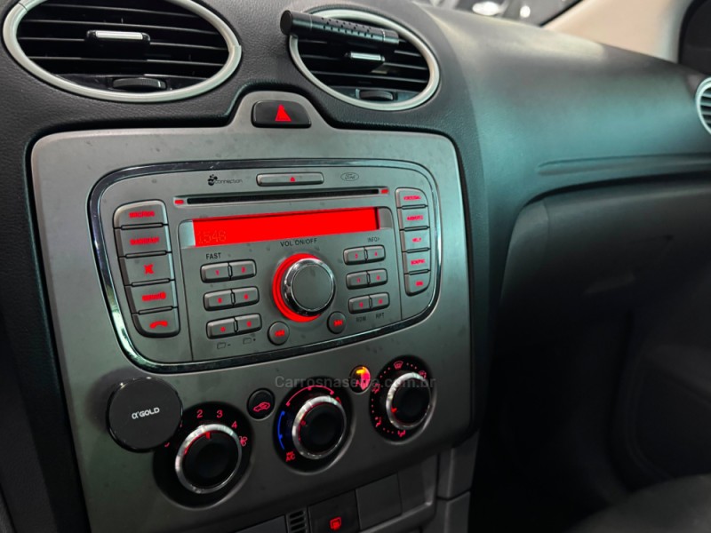 FOCUS 2.0 GLX SEDAN 16V FLEX 4P MANUAL - 2011 - CAXIAS DO SUL