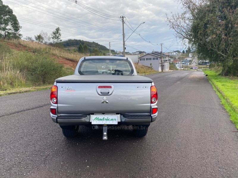 L200 TRITON 3.2 HPE 4X4 CD 16V TURBO INTERCOOLER DIESEL 4P AUTOMÁTICO - 2012 - FLORES DA CUNHA