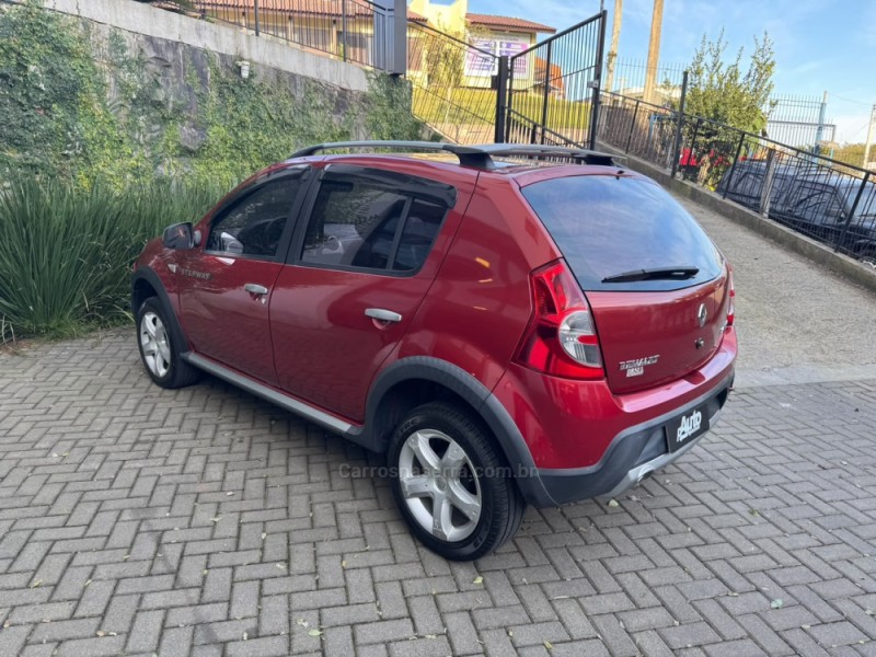 SANDERO 1.6 STEPWAY 16V FLEX 4P MANUAL - 2011 - FARROUPILHA