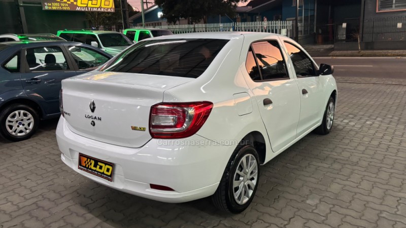 LOGAN 1.0 LIFE 12V FLEX 4P MANUAL - 2020 - CAXIAS DO SUL