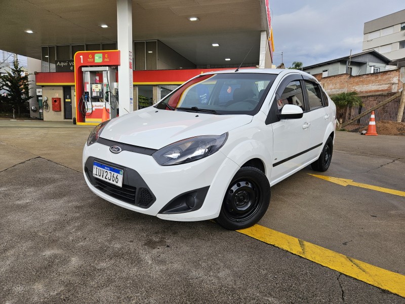 fiesta 1.6 se sedan 16v flex 4p manual 2014 caxias do sul