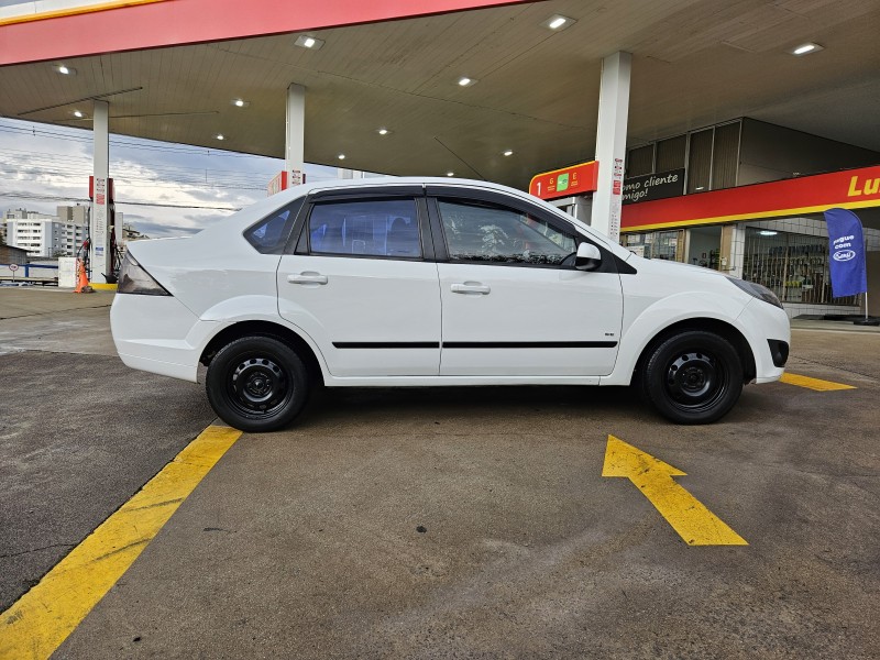 FIESTA 1.6 SE SEDAN 16V FLEX 4P MANUAL - 2014 - CAXIAS DO SUL