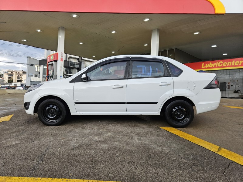 FIESTA 1.6 SE SEDAN 16V FLEX 4P MANUAL - 2014 - CAXIAS DO SUL