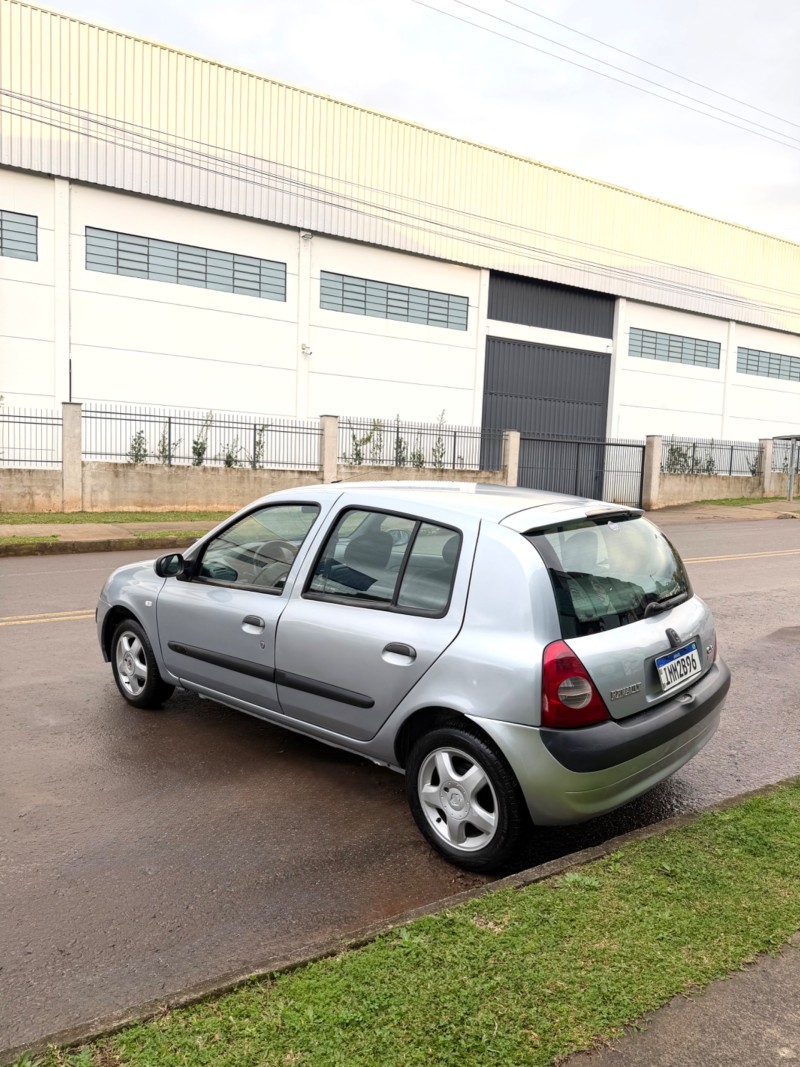 CLIO 1.0 AUTHENTIQUE PLUS 8V GASOLINA 4P MANUAL - 2006 - CAXIAS DO SUL