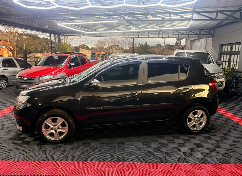 SANDERO 1.6 DYNAMIQUE 8V FLEX 4P MANUAL - 2015 - CANELA