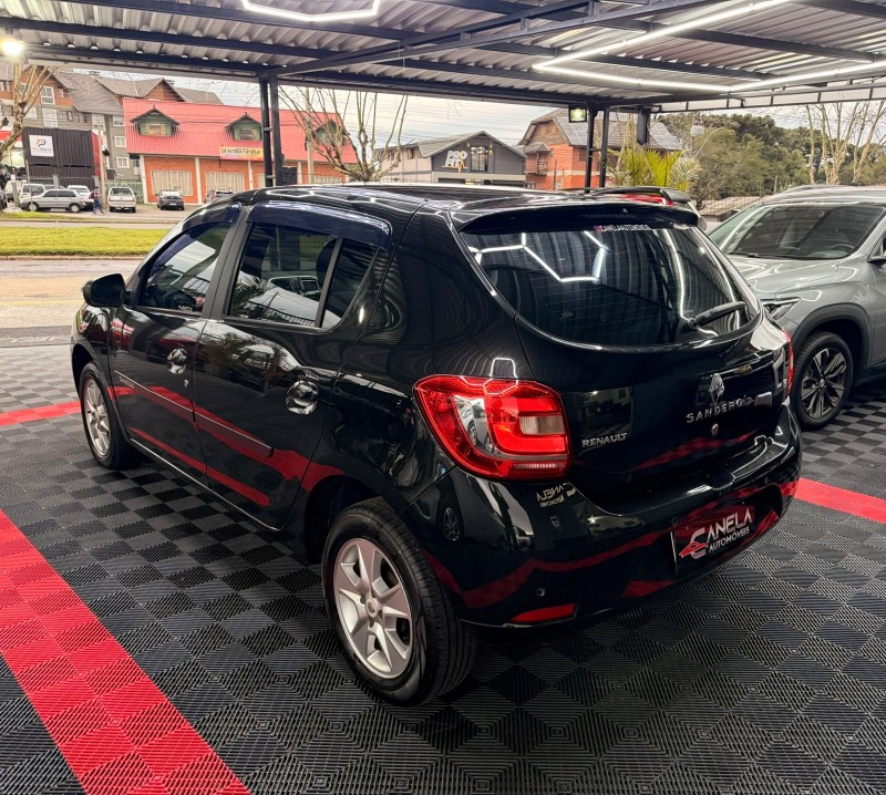 SANDERO 1.6 DYNAMIQUE 8V FLEX 4P MANUAL - 2015 - CANELA