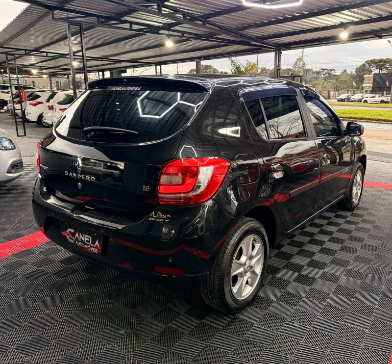 SANDERO 1.6 DYNAMIQUE 8V FLEX 4P MANUAL - 2015 - CANELA