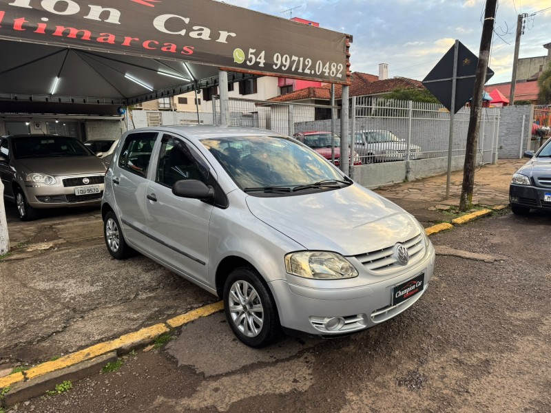 FOX 1.0 MI 8V FLEX 4P MANUAL - 2005 - VACARIA