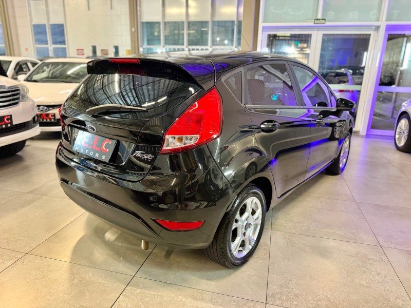 FIESTA 1.6 SE HATCH 16V FLEX 4P MANUAL - 2014 - CAXIAS DO SUL