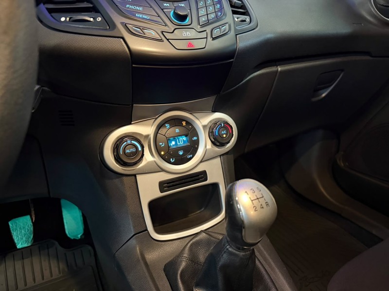 FIESTA 1.6 SE HATCH 16V FLEX 4P MANUAL - 2014 - CAXIAS DO SUL