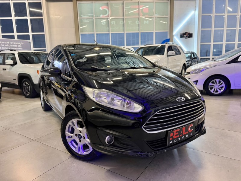 fiesta 1.6 se hatch 16v flex 4p manual 2014 caxias do sul