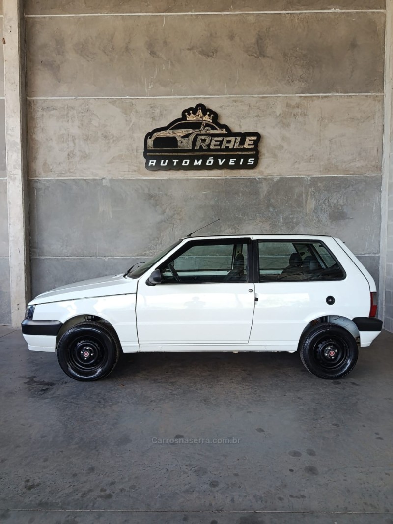 UNO 1.0 MPI MILLE 8V GASOLINA 2P MANUAL - 2013 - VALE REAL