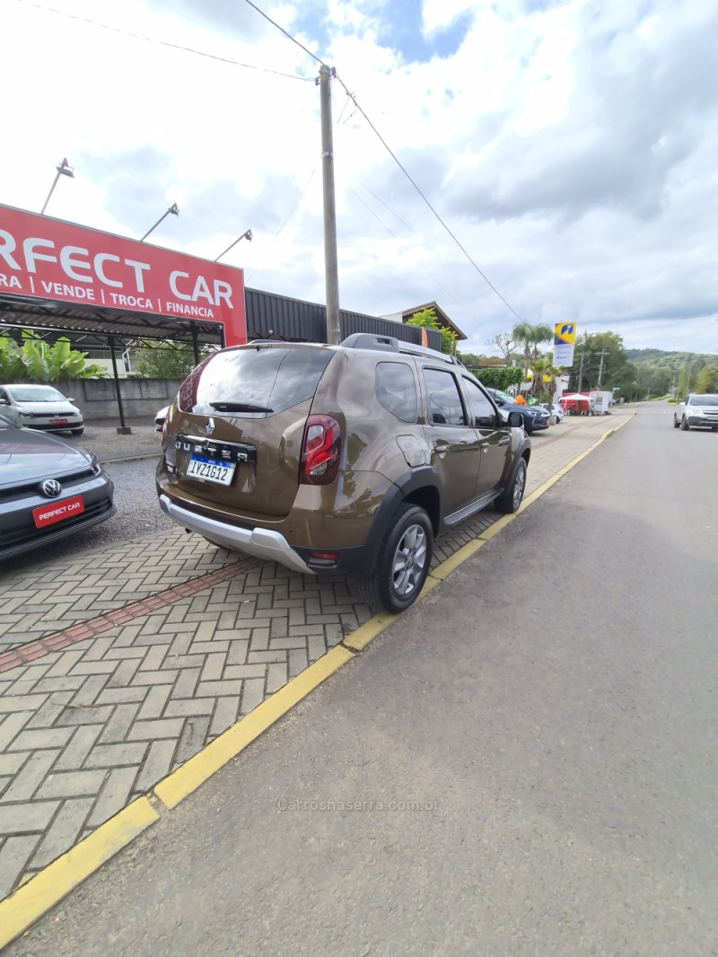 DUSTER 1.6 DYNAMIQUE 4X2 16V FLEX 4P AUTOMÁTICO - 2019 - BOM PRINCíPIO