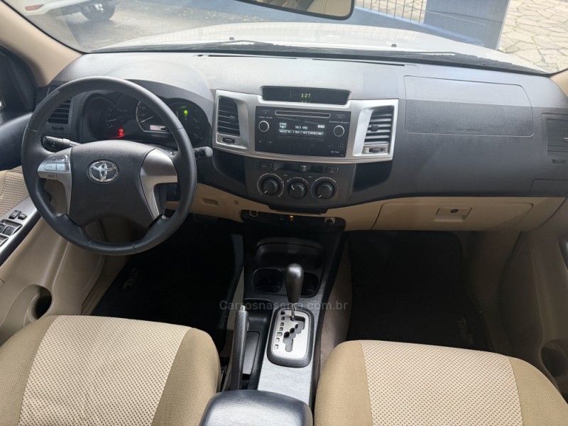 HILUX SW4 2.7 SR 4X2 16V FLEX 4P AUTOMÁTICO - 2015 - CAXIAS DO SUL