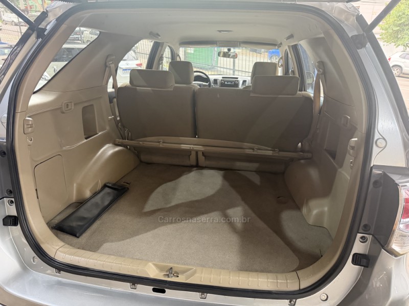 HILUX SW4 2.7 SR 4X2 16V FLEX 4P AUTOMÁTICO - 2015 - CAXIAS DO SUL