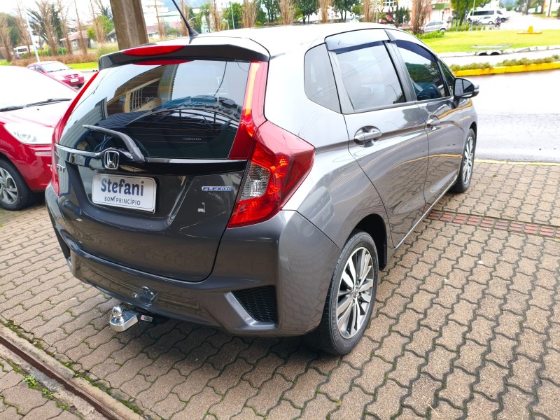 FIT 1.5 EX 16V FLEX 4P AUTOMÁTICO - 2016 - BOM PRINCíPIO