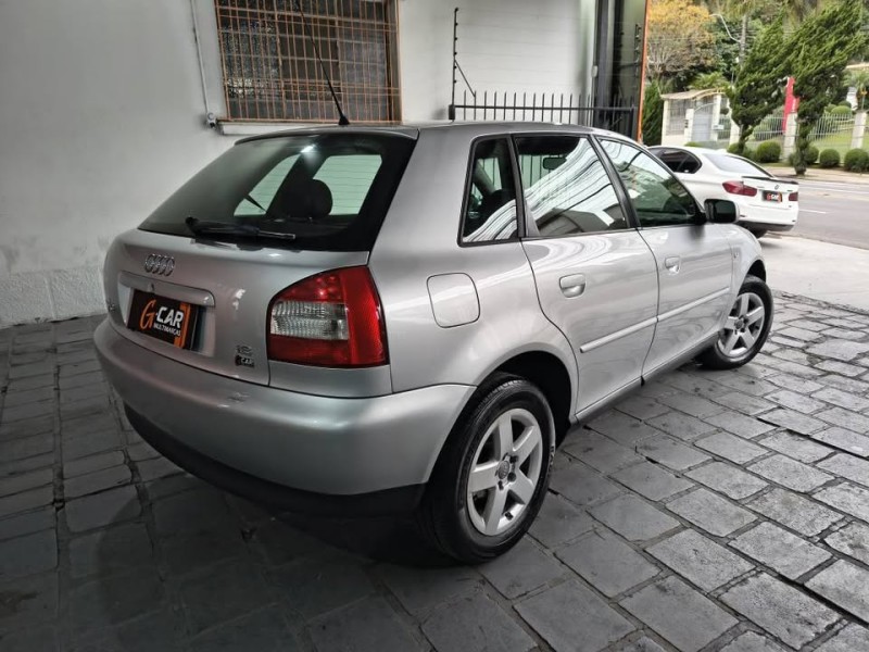 A3 1.8 20V GASOLINA 4P MANUAL - 2005 - CAXIAS DO SUL