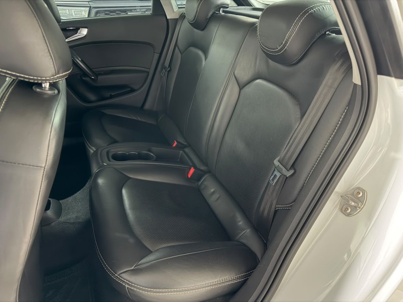 A1 1.4 TFSI ATTRACTION 16V 122CV GASOLINA 4P AUTOMÁTICO - 2014 - CAXIAS DO SUL