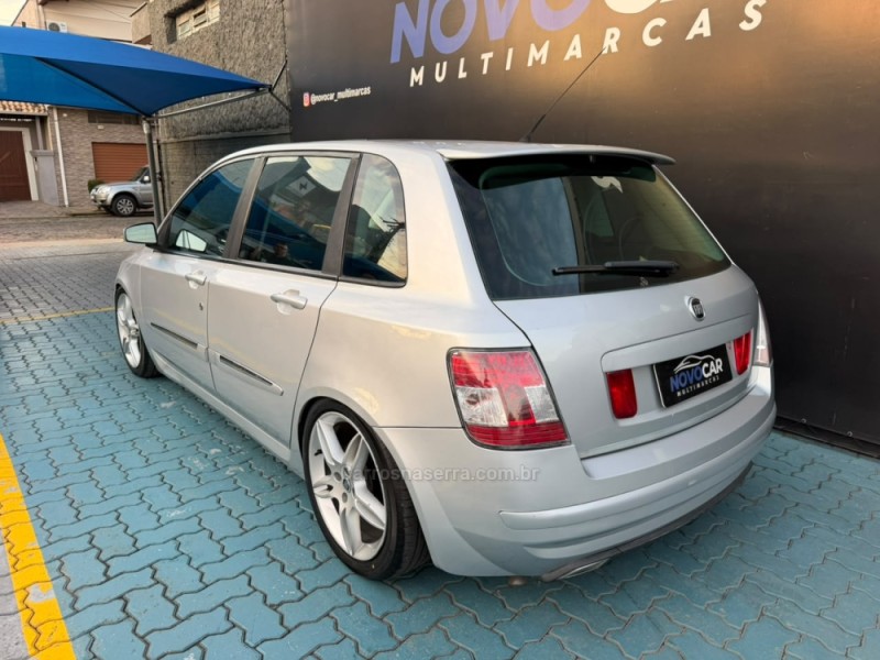 DUSTER 1.6 DYNAMIQUE 4X2 16V FLEX 4P MANUAL - 2013 - ESTâNCIA VELHA