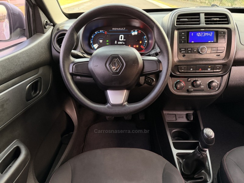 KWID 1.0 12V SCE FLEX ZEN MANUAL - 2023 - SãO LEOPOLDO