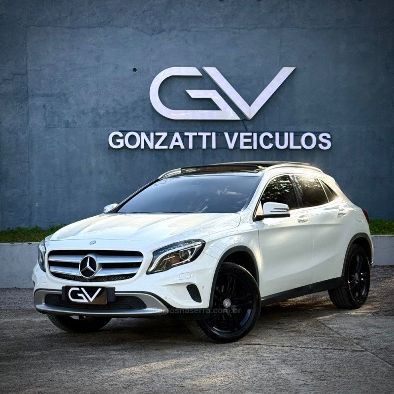 GLA 200 1.6 CGI VISION BLACK EDITION 16V TURBO FLEX 4P AUTOMÁTICO