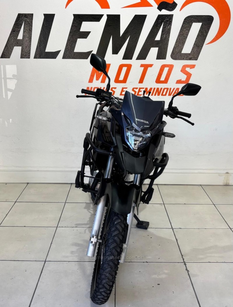 XRE 300 ABS - 2022 - NOVO HAMBURGO