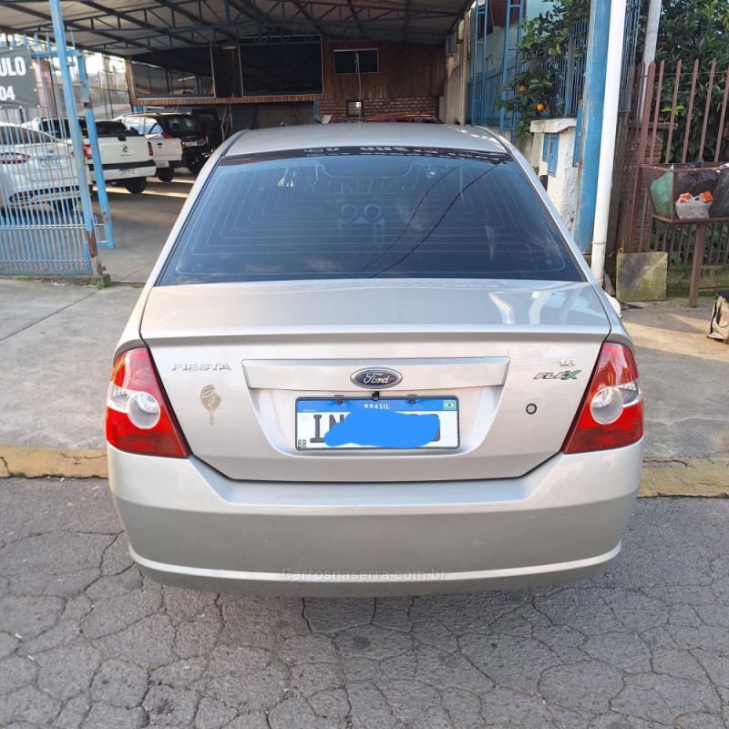 FIESTA 1.6 MPI CLASS SEDAN 8V FLEX 4P MANUAL - 2008 - CAXIAS DO SUL