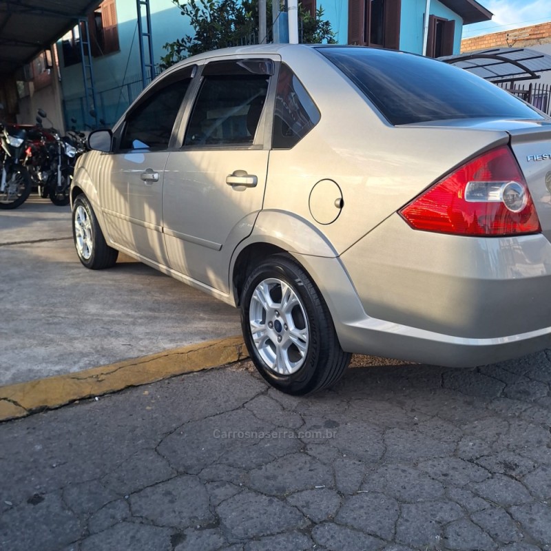 FIESTA 1.6 MPI CLASS SEDAN 8V FLEX 4P MANUAL - 2008 - CAXIAS DO SUL