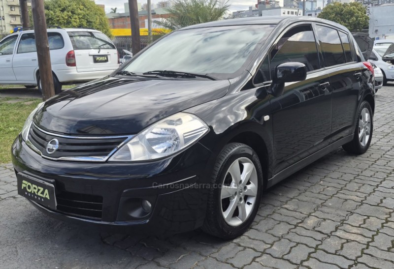tiida 1.8 sl 16v flex 4p manual 2011 caxias do sul