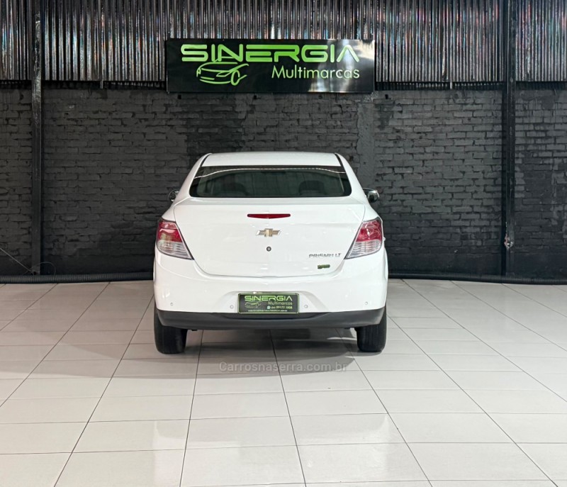 PRISMA 1.4 MPFI LT 8V FLEX 4P MANUAL - 2015 - CAXIAS DO SUL