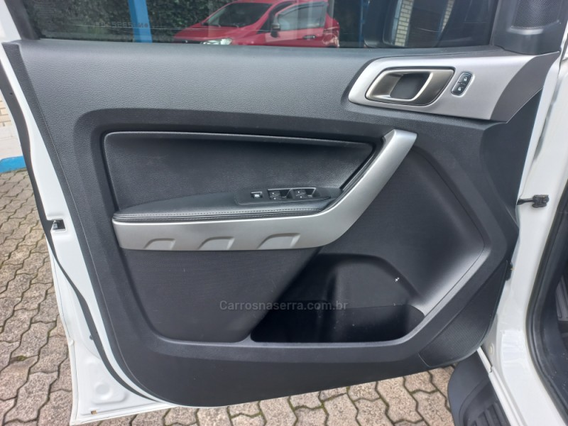 RANGER 3.2 XLT 4X4 CD 20V DIESEL 4P AUTOMÁTICO - 2022 - CAXIAS DO SUL