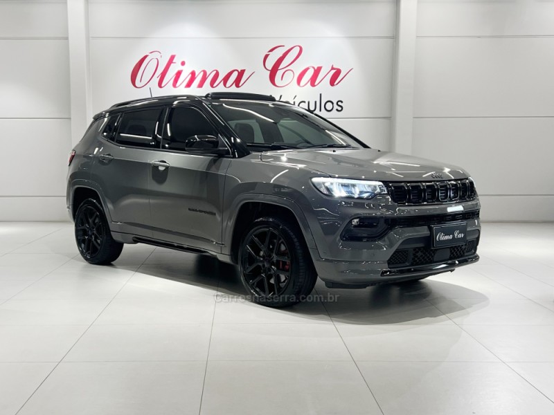 COMPASS 2.0 HURRICANE BLACKHAWK 4X4 TURBO GASOLINA 4P AUTOMÁTICO - 2025 - FLORES DA CUNHA