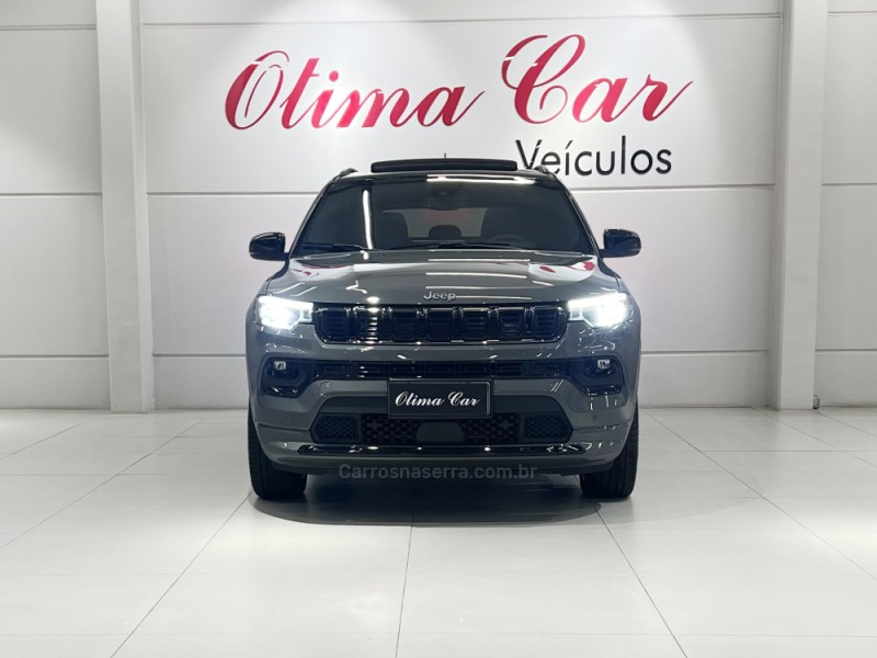 COMPASS 2.0 HURRICANE BLACKHAWK 4X4 TURBO GASOLINA 4P AUTOMÁTICO - 2025 - FLORES DA CUNHA