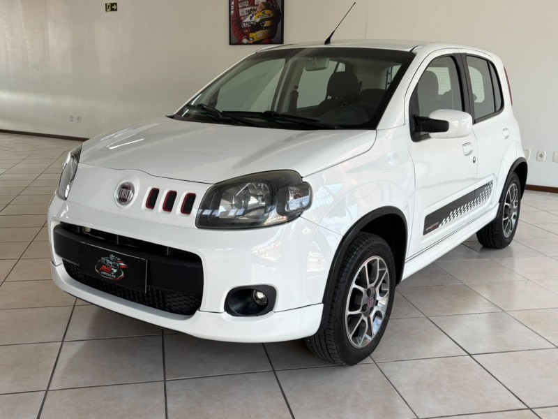 UNO 1.4 EVO SPORTING 8V FLEX 4P MANUAL - 2013 - BENTO GONçALVES